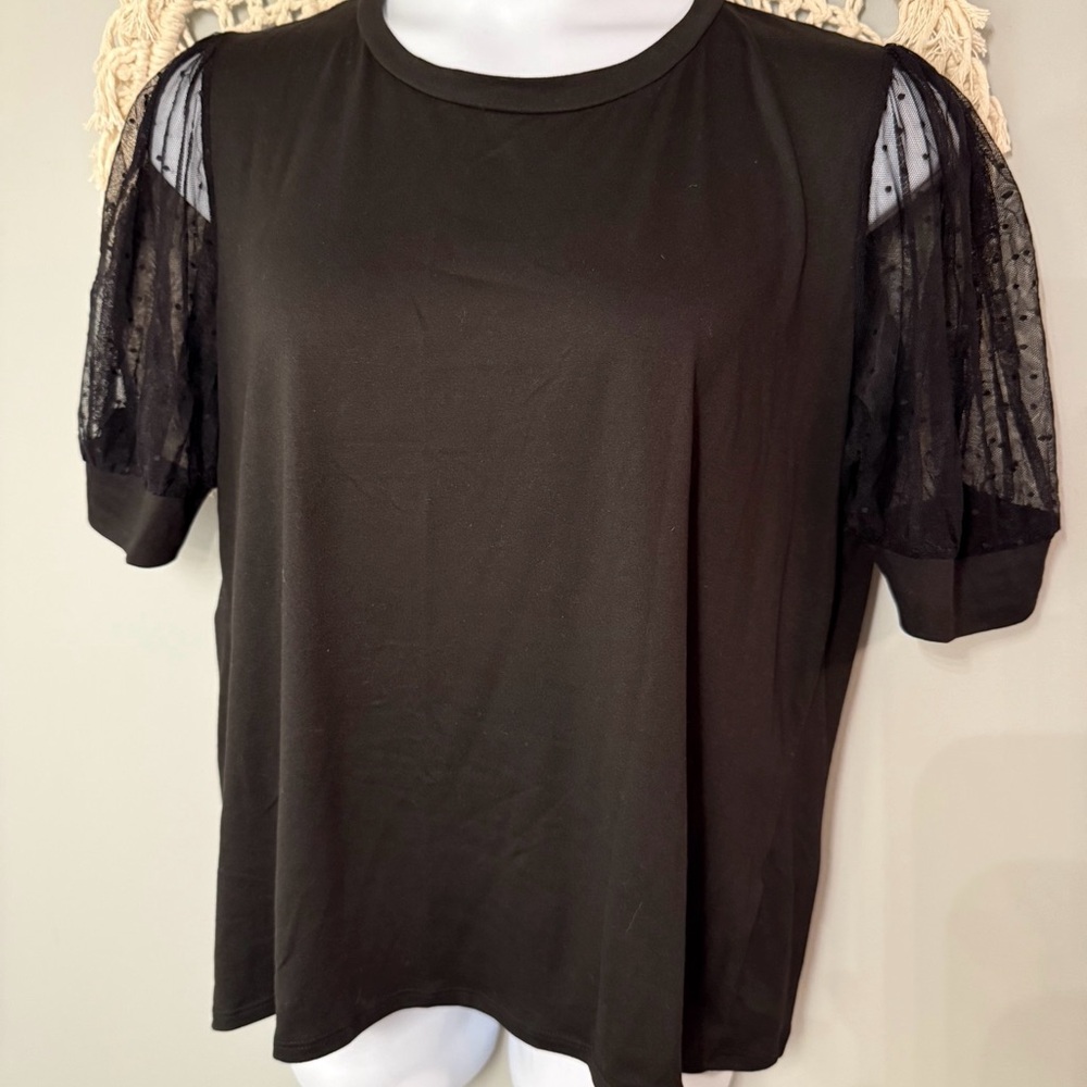 Chic Black Short Sleeve Top with Sheer Accents
